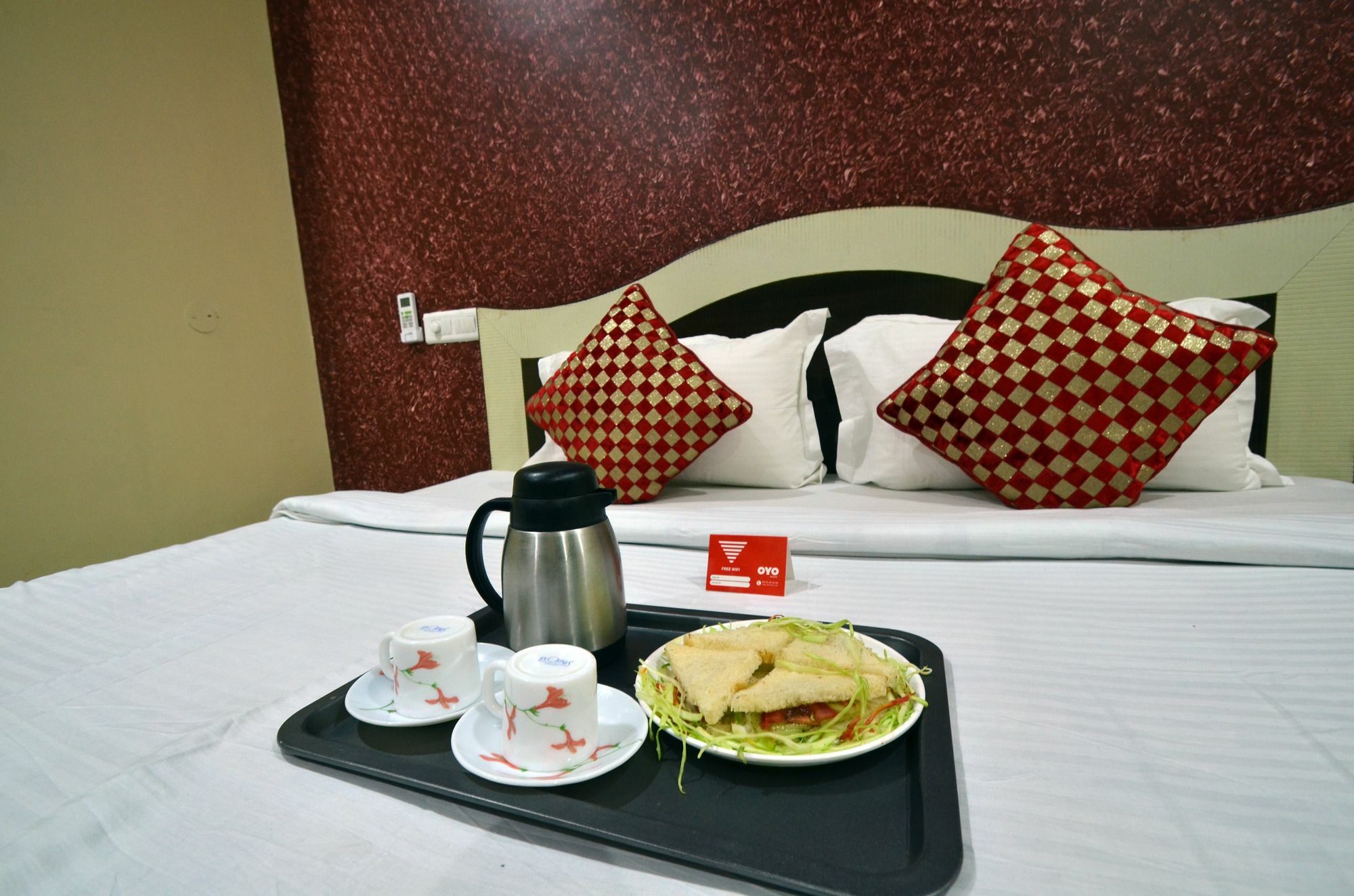 Oyo Flagship 5375 Hotel White House Chandigarh Luaran gambar